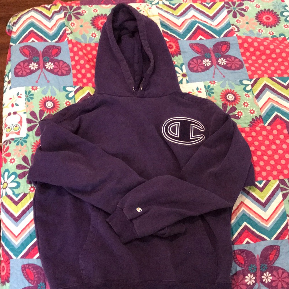 Men’s champion hoodie size XL